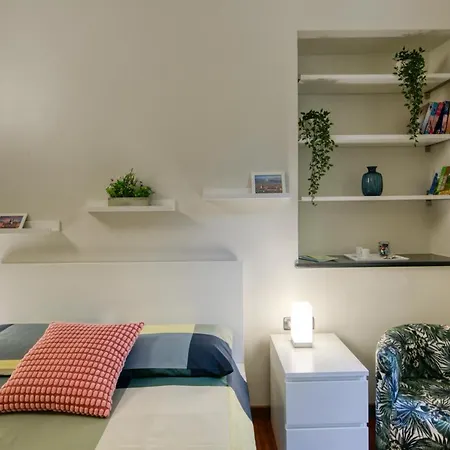 Vico 4 Guest house *
